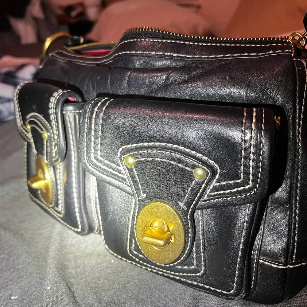 COACH Legacy Turnlock Shoulder Bag F12868 - Picture 3 of 11
